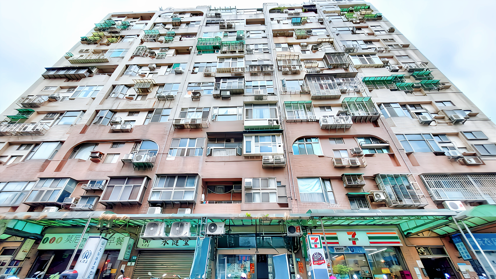 山水天地大廈C棟-實價登錄、成交行情-新店安坑-新店安民街，總樓高16樓，共149戶-新店房仲推薦-新店房地產專家