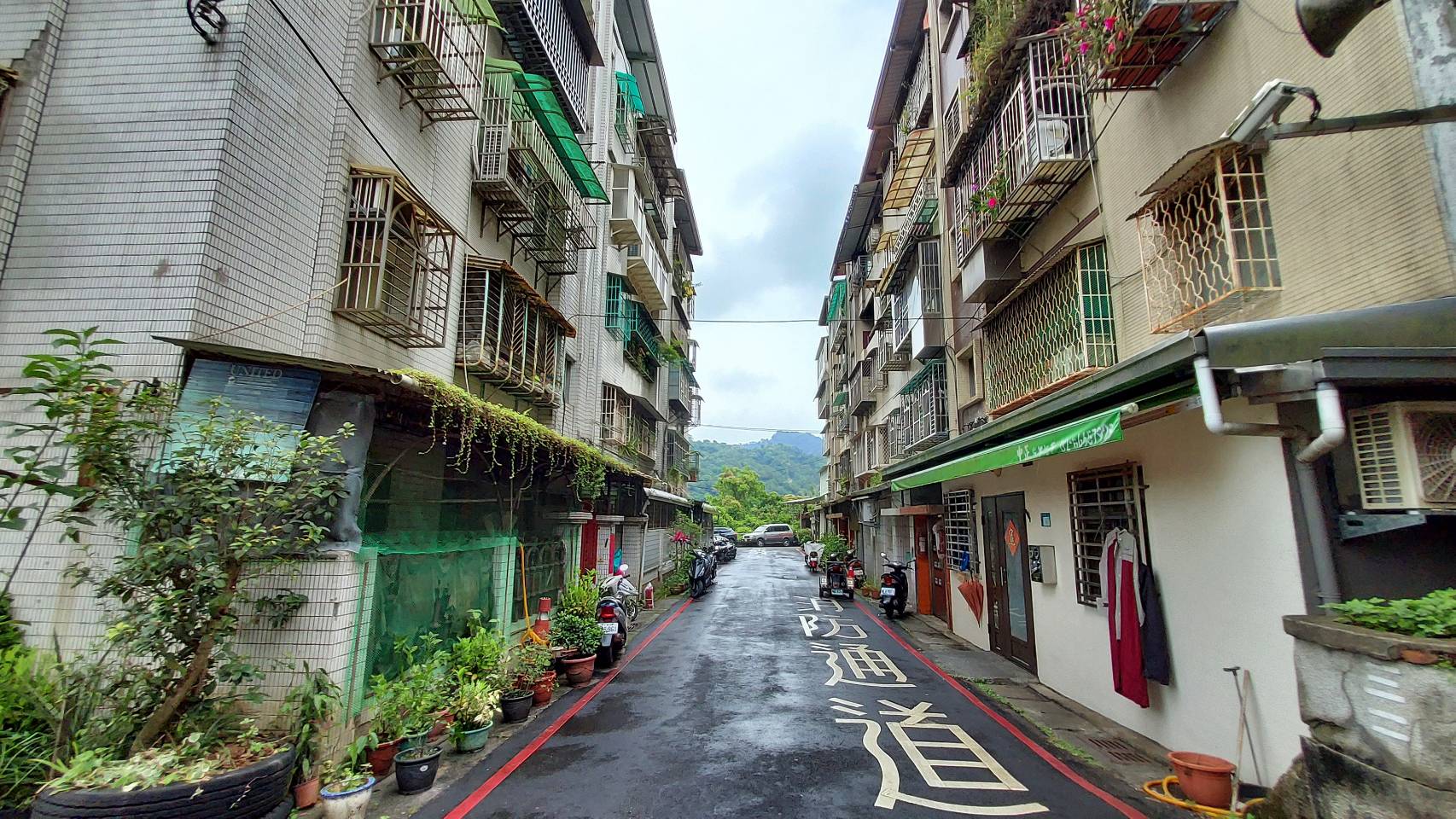 錦秀山莊-實價登錄、成交行情-新店安坑-新店區錦秀路-新店房仲推薦