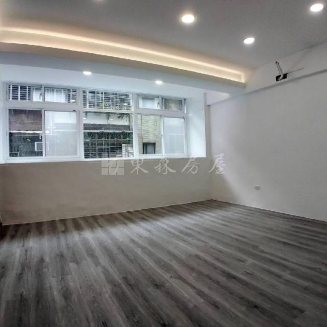 中和環球百貨美三樓